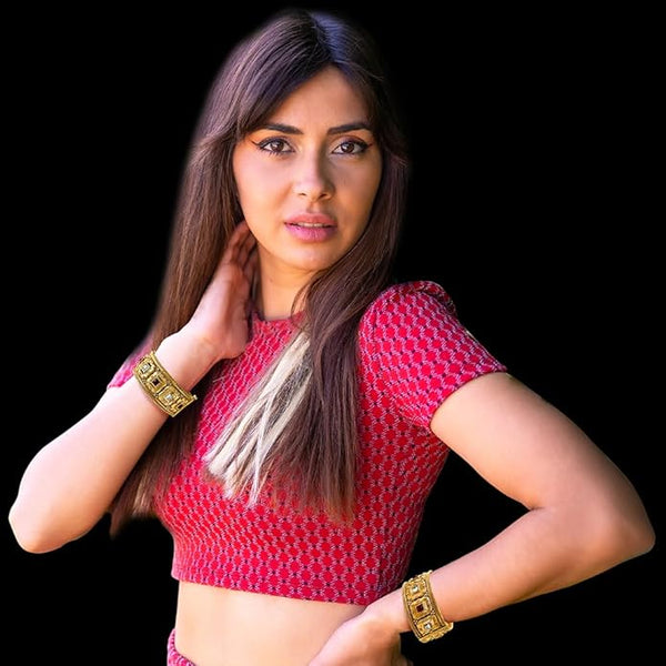 Handcrafted alloy base with 5K gold plating and Maratha-inspired architectural design.
