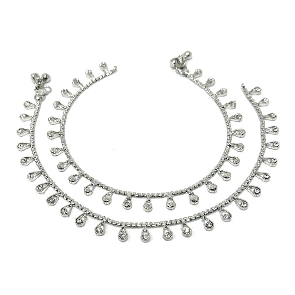 Detailed view of 10-inch silver-finish payal featuring a 0.40-inch chain width and teardrop rhinestone charms.