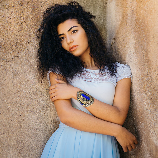 Close-up of engraved floral details on Baloch-inspired blue stone cuff – vintage handmade artisan jewelry