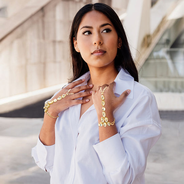 Indian Traditional Ethnic Haath Phool  Womens Bridal Party Gold Plated Hand Piece Ornament Bracelet Set Attached with One Chain Loop Ring in White Kundan Stone by Duel On Jewel