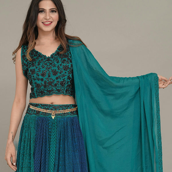 Indian Gold Plated Womens Waist Belly Chain Ethnic Kamarbandh in Red Green Zircon and Drop Pearl - Dandiya Dance Bridal Wedding Party - Duel On Jewel